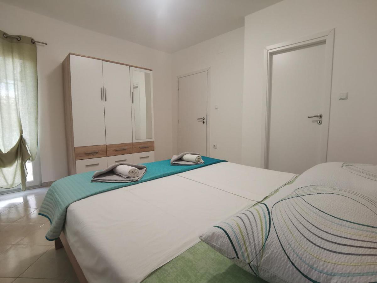 Mariva Apartments Lopar Eksteriør bilde