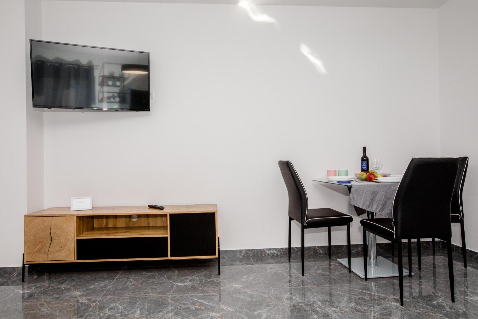 Mariva Apartments Lopar Eksteriør bilde