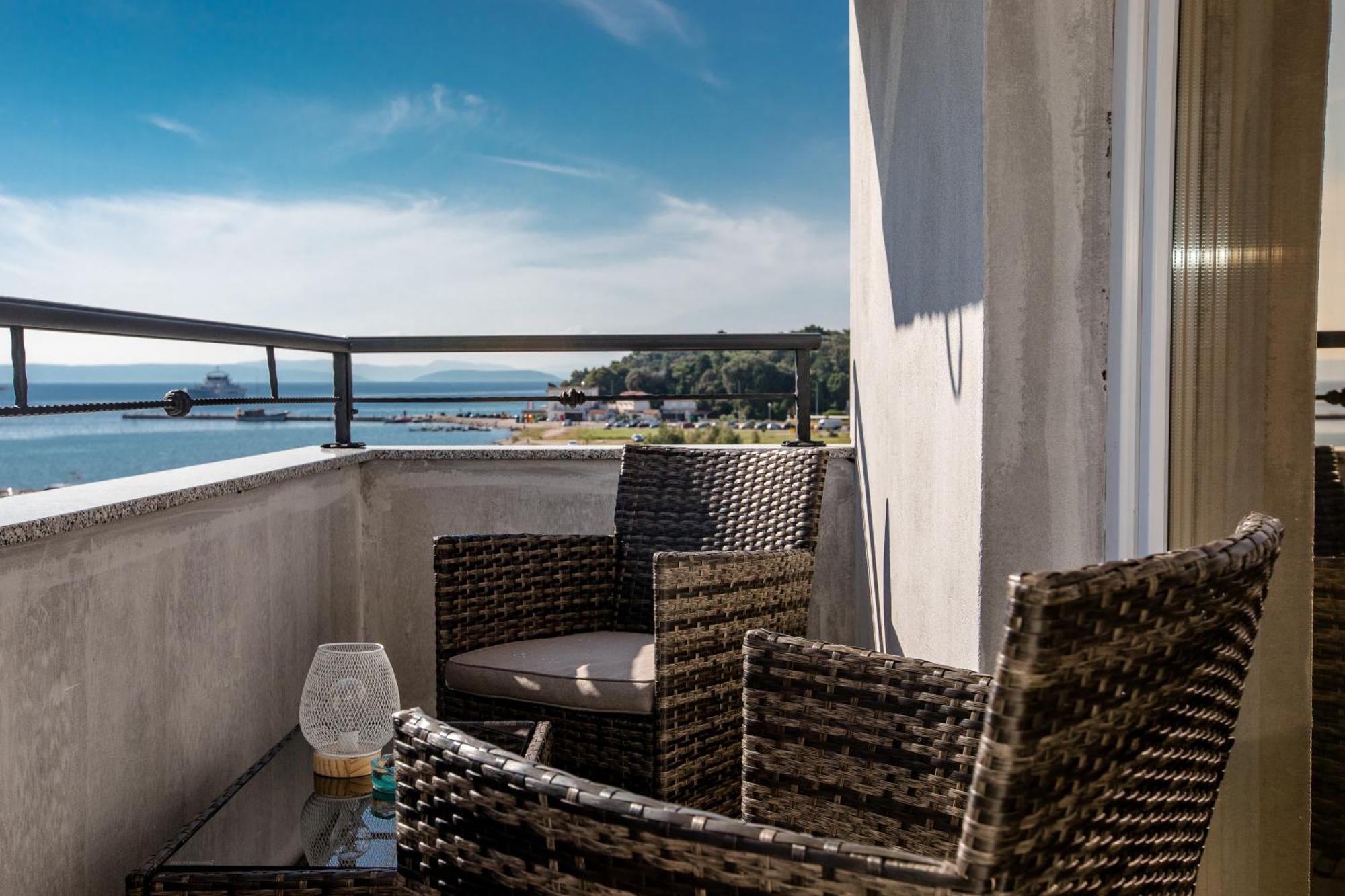 Mariva Apartments Lopar Eksteriør bilde